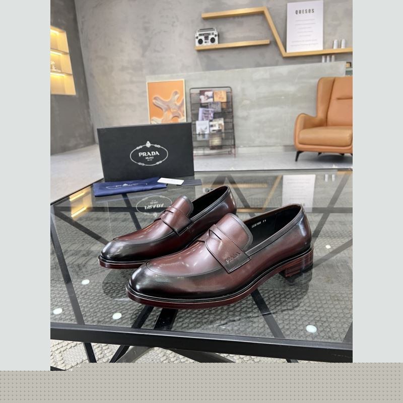 Pra*a leather shoes